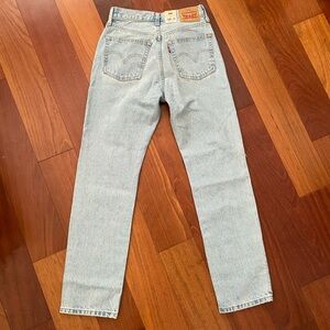 BRAND NEW WITH TAGS LEVIS 501 JEANS size 25 x 30